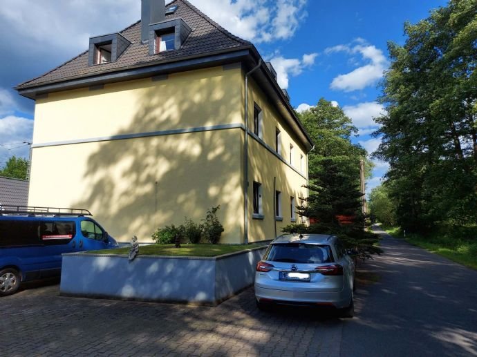 Einmalige Lage in Mengede, Mehrfamilienhaus 360 m² Dach neu