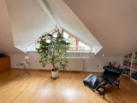 Studio im Dachgeschoss