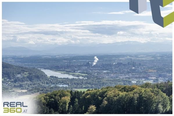 Traumhafter Ausblick nach Linz und ins Donautal