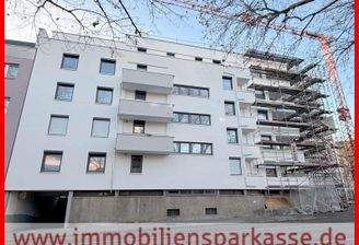 Ansicht von der Straßenseite auf das Gebäude