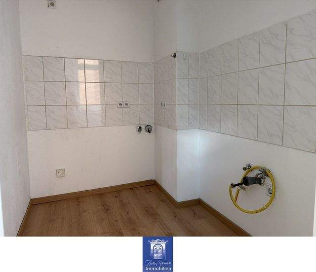 Perfekte Wohnung, Bad mit Wanne, separate Küche! - Photo 1