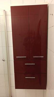 Nützlicher Badschrank