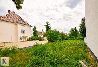 Sonniges Baugrundstück in gesuchter Ortsrandlage