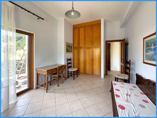 cc5c46dc8f5f4a5ab5be2dfea349340b-original