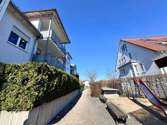 Innenhof mit Spielplatz