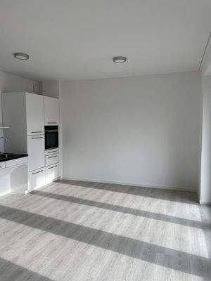 Moderne Küche mit Licht