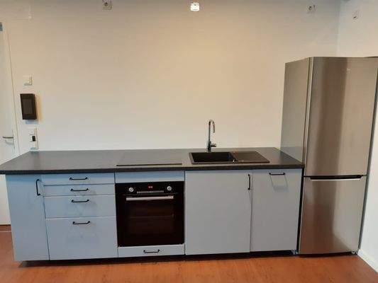 Küche mit Übernahmemöglichkeit