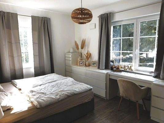 Schlafzimmer Eltern im OG