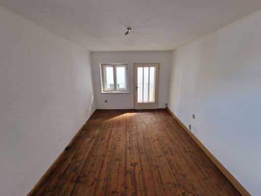 Zimmer mit Balkon