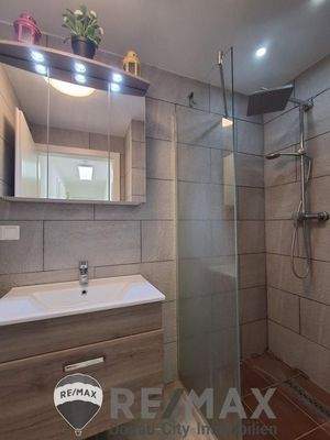 8 Bad mit Dusche ETW 3004