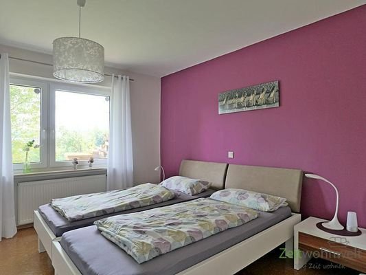 Blick ins Schlafzimmer