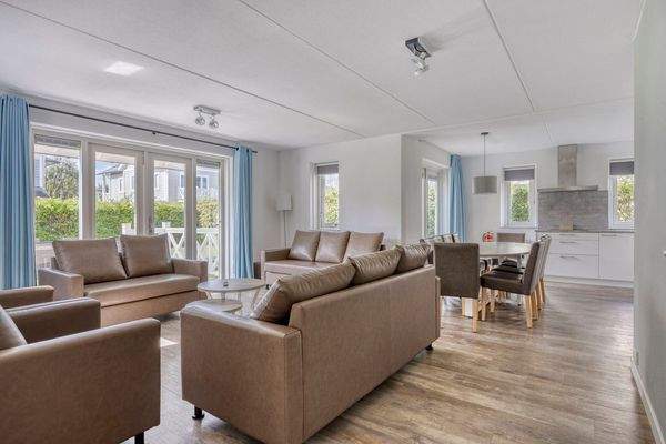 Freistehendes-ferienhaus-Cape-Helius-Hellevoetslui