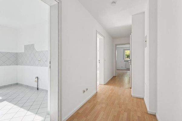 aktueller Flur und Küche