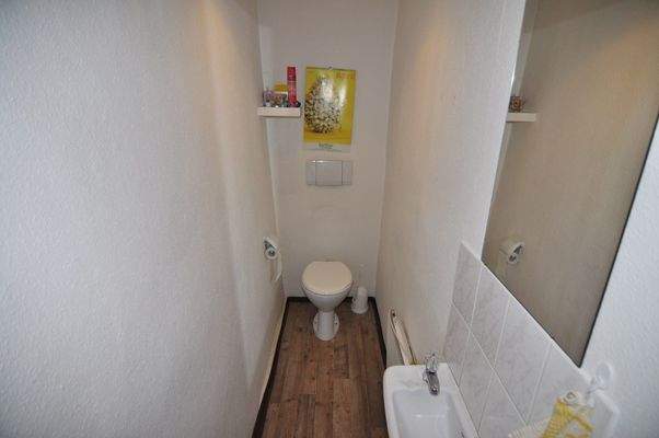 10 Laden rechts WC.JPG