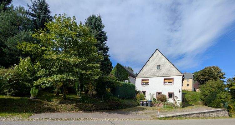 6 Strassenansicht 1.jpg