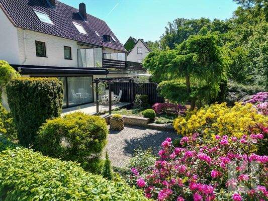 Liebevoll gepflegter Garten...