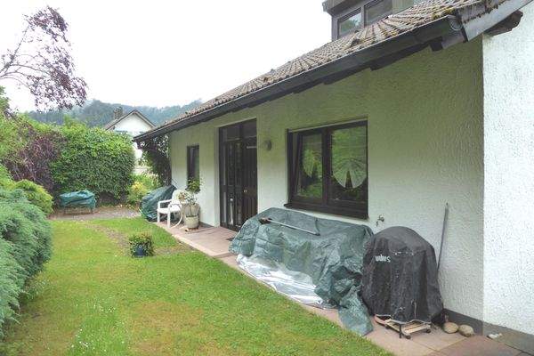 Garten hinter dem Haus