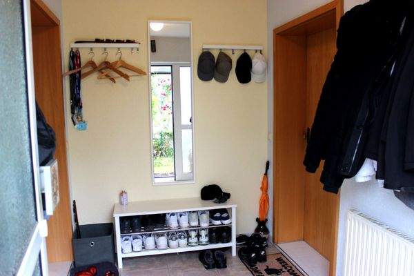 Flur EG Zugang für beide Wohnbereiche