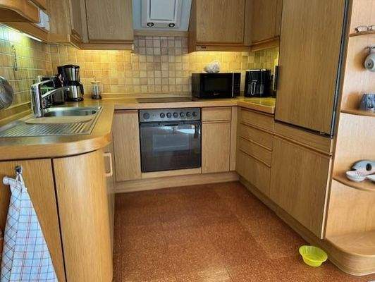 Küche - EBK mit Geräten