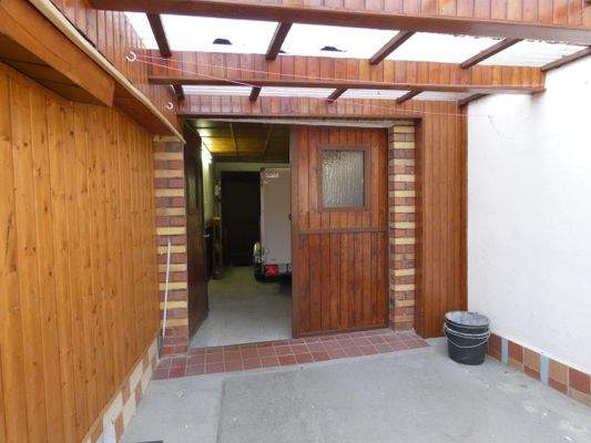 007 Garage und Carport
