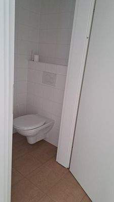 2 WC inkl. Handwaschbecken