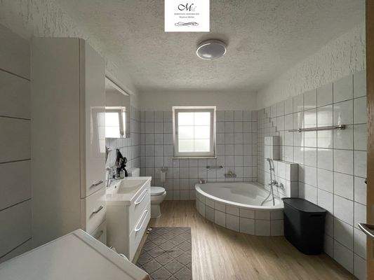 1.OG-3 Zi-Whg Badezimmer