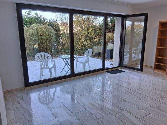 Wohnzimmer Ausblick Terrasse