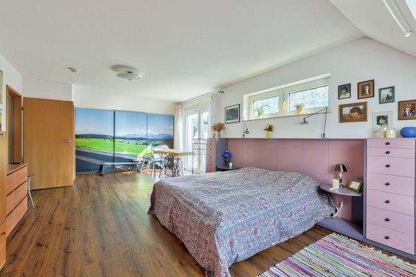 Schlafzimmer mit eigenem Badzugang