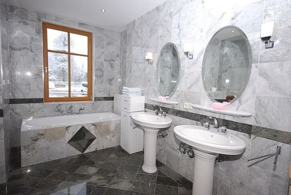Badezimmmer 1 Wohnung 1