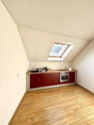 Wohn-/Esszimmer m. Einbauküche