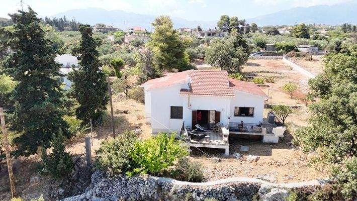 Kreta, Vamos: Geräumige Villa mit Meer- und Bergblick auf weitläufigem Grundstück