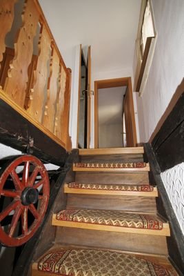 Treppe ins Obergeschoss
