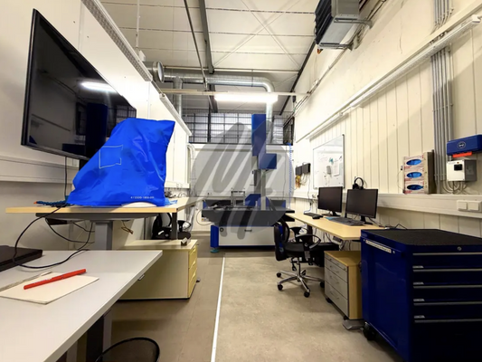 INFOS UNTER: 06171-586000