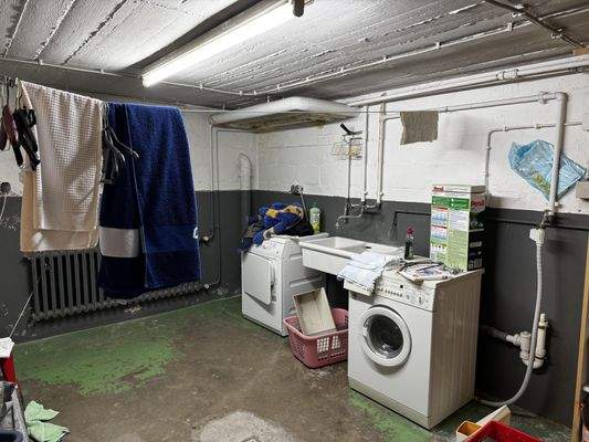 Waschküche Keller