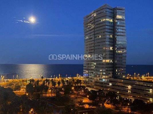 Seafront Duplex Penthouse in Central Barcelona