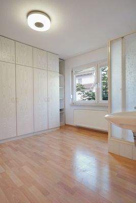 Zimmer 1 EG Ansicht 1