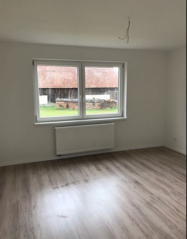 Ab Juni! Helle 3-Raum-Wohnung im Erdgeschoss zu vermieten! - Foto 1
