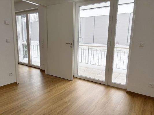 Schlafen Zug WZ + Balkon