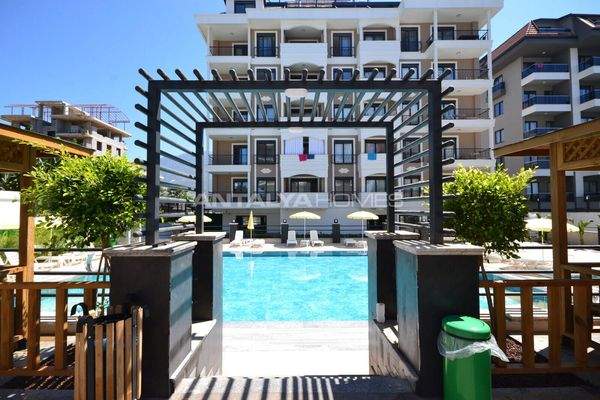 Real Estate Near the Sea in a Complex with Rich Facilities in Alanya