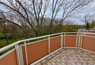 Balkonausblick ins Grüne