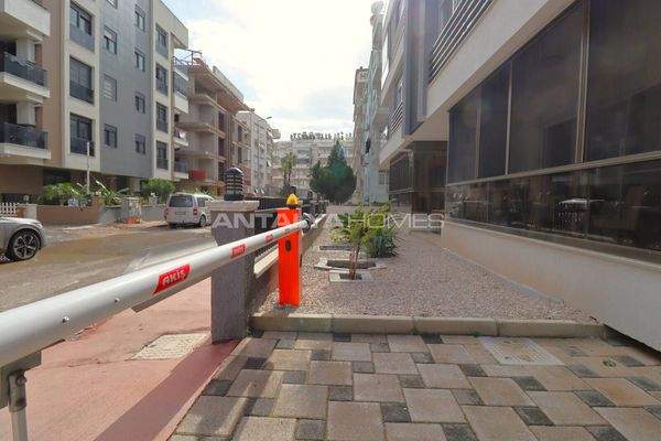 Furnished Flat with Indoor Parking in Antalya Muratpaşa