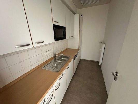 eingerichtete Teeküche