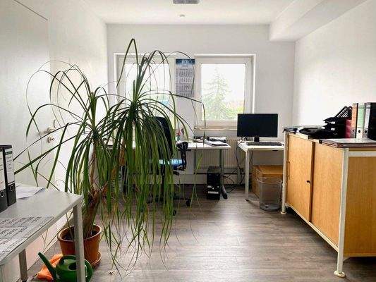 Büro2.jpg