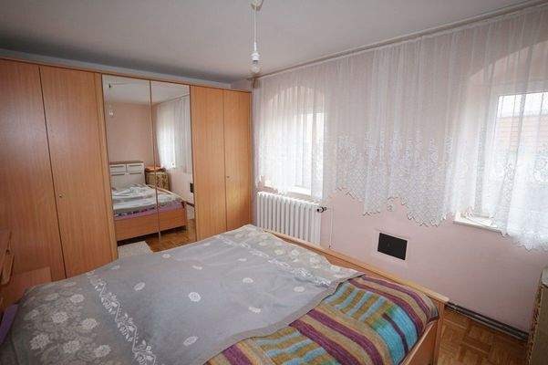 Bauernhaus Zimmerbeispiel 1 OG re