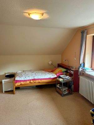 Große Zimmer im OG