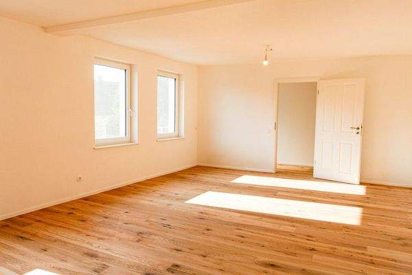 Das helle Wohn- Esszimmer