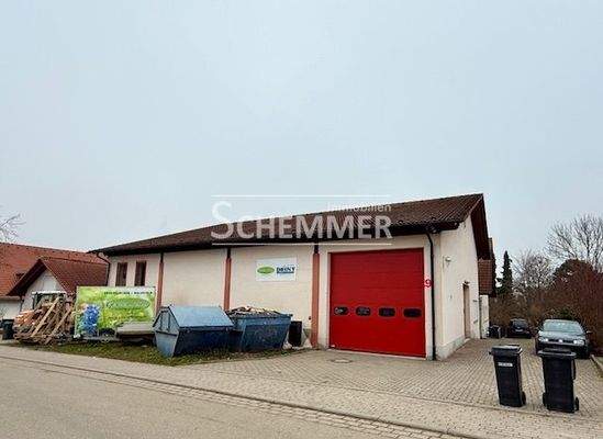 Halle Vorderansicht 1