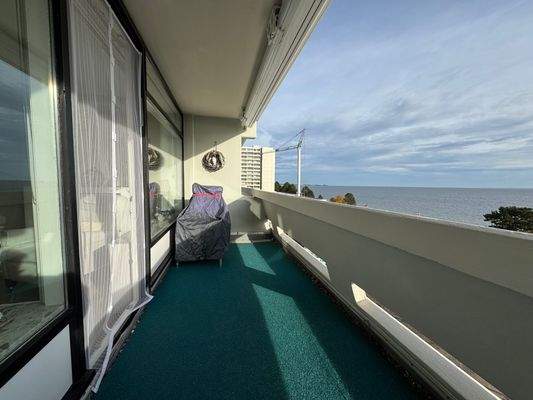 Balkon mit viel Platz