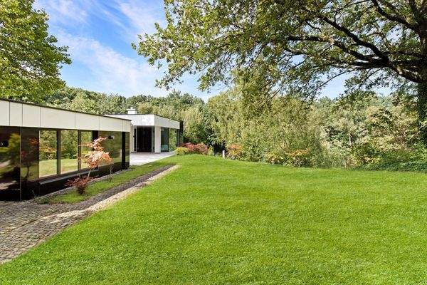 Außenansicht und Garten