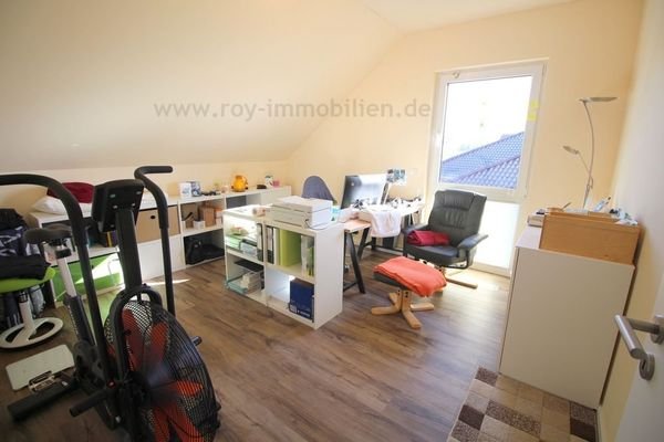 Kinderzimmer / Büro